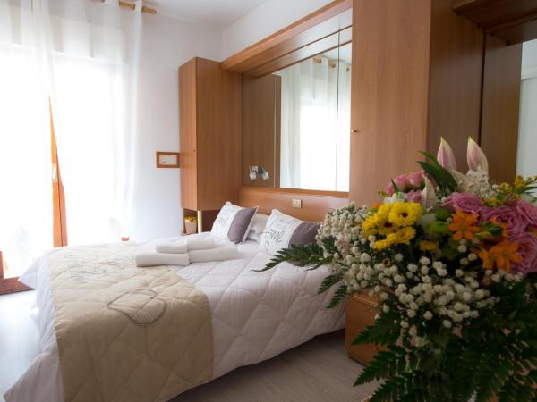 Hotel Germania : photo 2 de la chambre chambre double