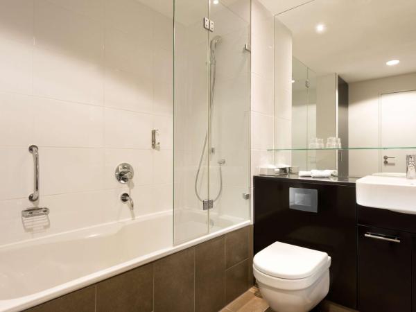 Adina Apartment Hotel Frankfurt Neue Oper : photo 2 de la chambre appartement premier 1 chambre 

