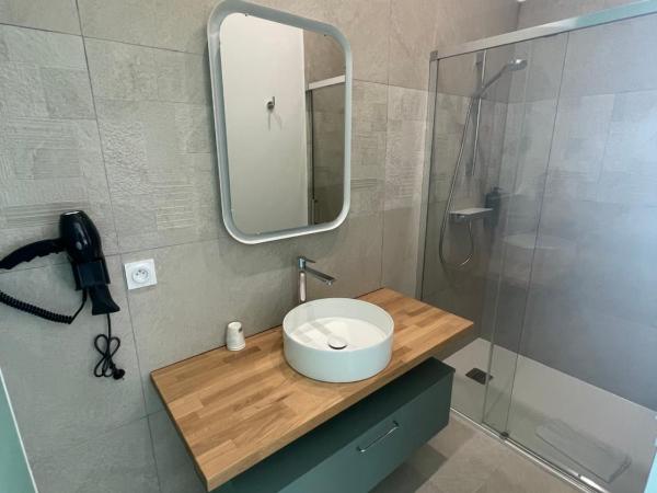 Hôtel Astria : photo 3 de la chambre chambre double deluxe - vue sur mer