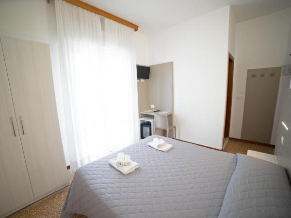 Hotel Ischia : photo 6 de la chambre chambre double deluxe avec balcon