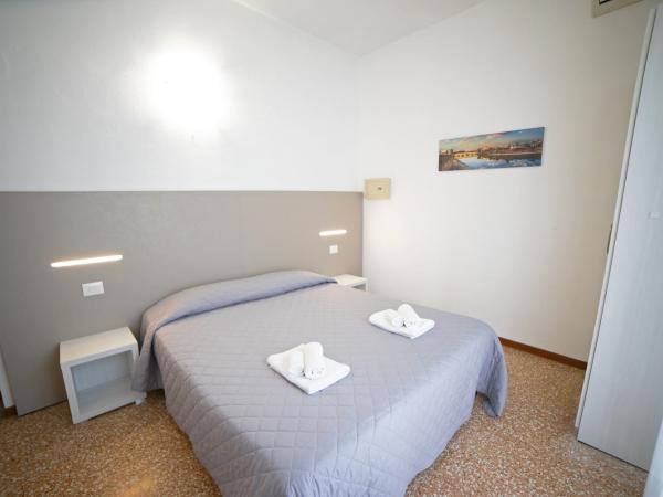 Hotel Ischia : photo 5 de la chambre chambre double deluxe avec balcon
