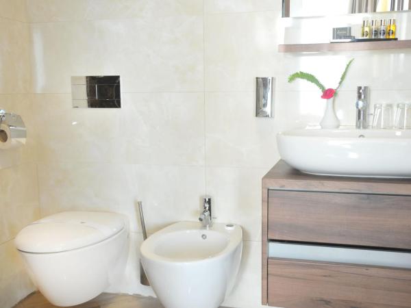 Suite Hotel Casa Diamond : photo 6 de la chambre suite junior classique lit king-size