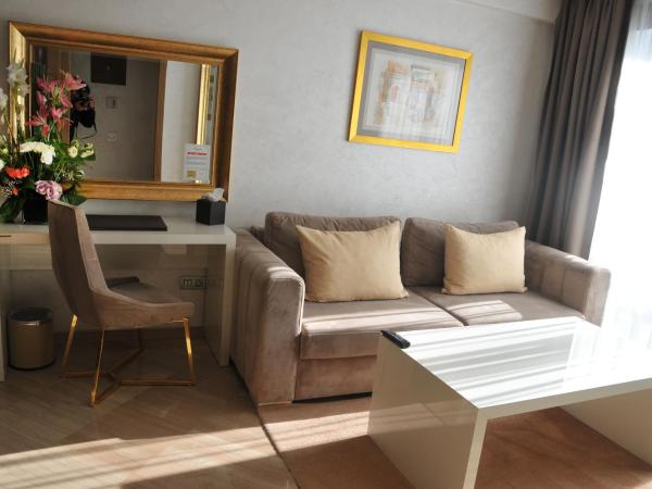 Suite Hotel Casa Diamond : photo 2 de la chambre suite junior classique lit king-size