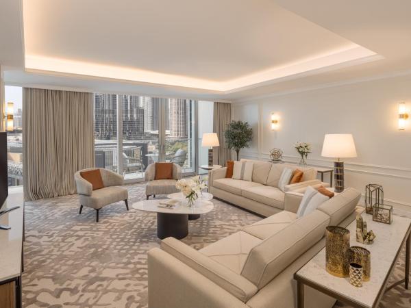 Kempinski The Boulevard Dubai : photo 2 de la chambre grande suite - vue sur burj