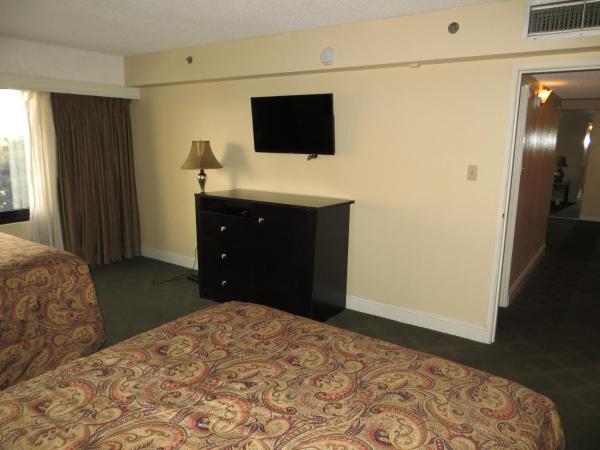 Jockey Resort Suites Center Strip : photo 10 de la chambre suite 2 chambres (sans frais de service)