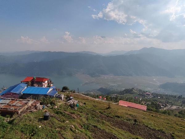 Sarangkot Hotel New Galaxy : photo 3 de la chambre chambre double deluxe avec balcon