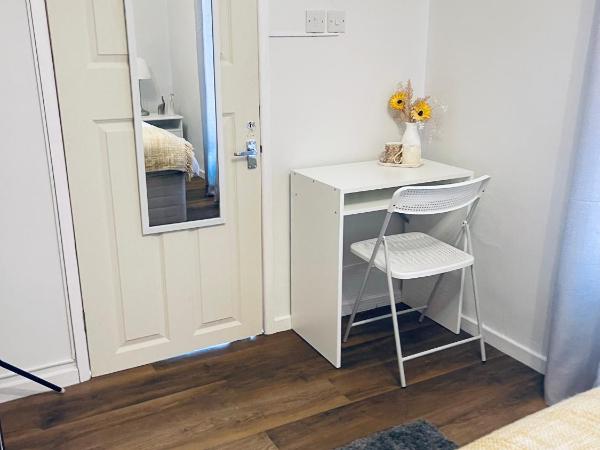 Small Doble, Shared House : photo 7 de la chambre chambre double