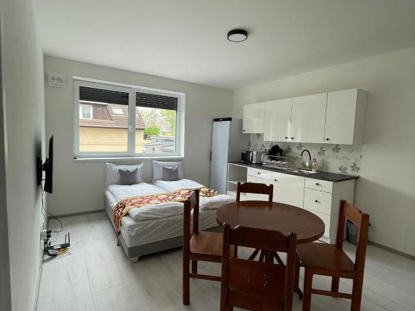 Sun-House Pension&Restaurant -ParkingFree- : photo 2 de la chambre chambre familiale deluxe