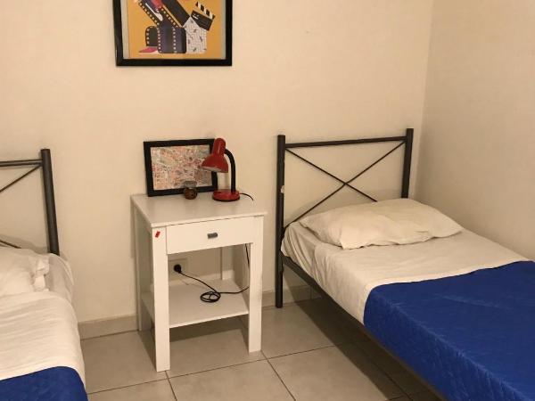Reina Madre Hostel : photo 4 de la chambre lit simple dans dortoir mixte