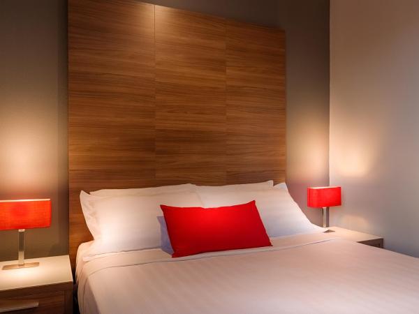 Crest on Barkly Hotel : photo 2 de la chambre chambre standard lit queen-size