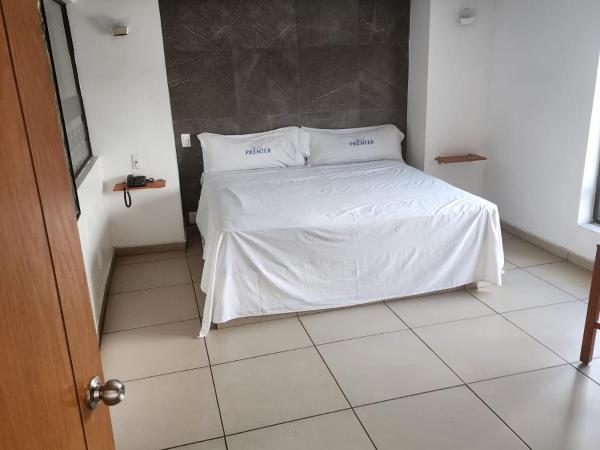 MOTEL PREMIER : photo 1 de la chambre grande chambre simple