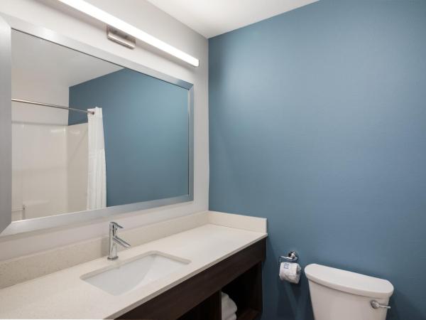 WoodSpring Suites Austin Central : photo 4 de la chambre chambre avec 2 lits queen-size - non-fumeurs