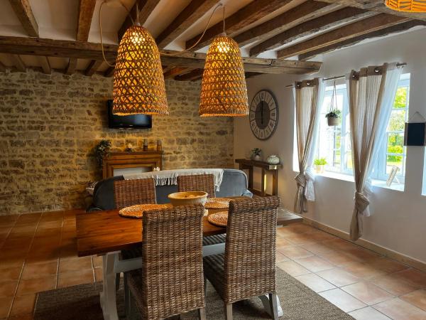La Naomath - Maison d'hôtes, Hébergement insolite & Gîte : photo 9 de la chambre maison de vacances