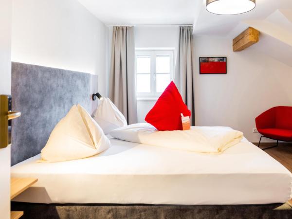 Hotel Rosenvilla : photo 1 de la chambre chambre double compacte Économique