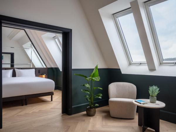 Almanac X Alcron Prague : photo 2 de la chambre suite almanac x - vue sur château