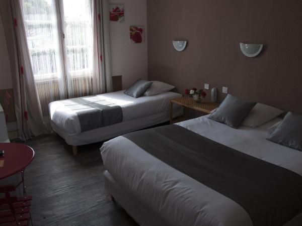 Le Pavillon Bleu Hotel Restaurant : photo 2 de la chambre chambre triple