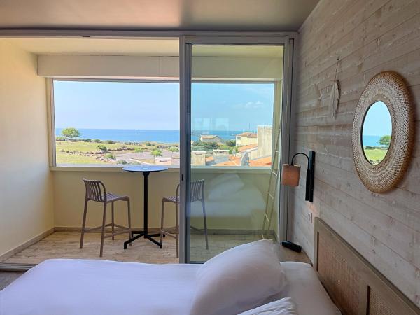 Hôtel La Grande Conque : photo 2 de la chambre chambre double deluxe avec terrasse - vue latérale sur mer 