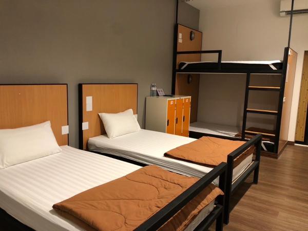 Thyme Xeriscape Hostel : photo 1 de la chambre chambre familiale