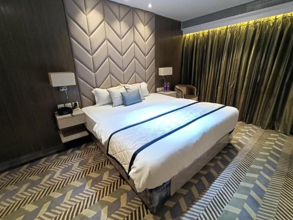 Hotel Highway Inn Andheri East : photo 1 de la chambre suite familiale