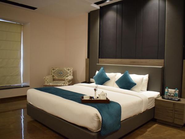 Hotel Shubh Vilas : photo 5 de la chambre chambre double deluxe