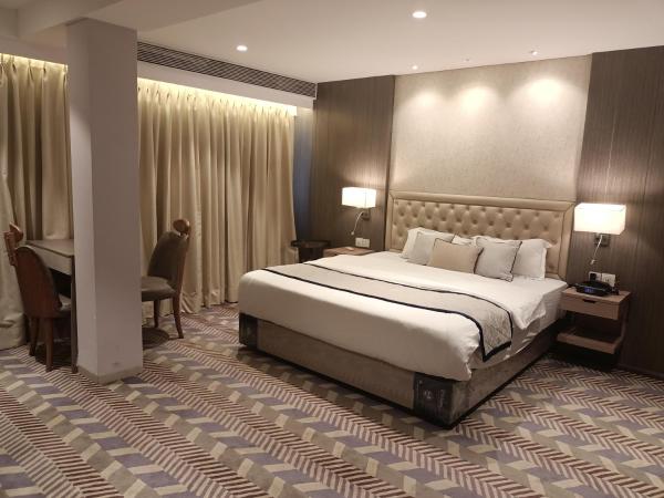 Hotel Highway Inn Andheri East : photo 6 de la chambre suite familiale