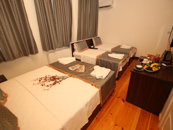 Grand almira hotel : photo 5 de la chambre chambre quadruple standard