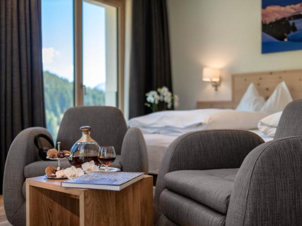 Golf- & Sporthotel Hof Maran : photo 4 de la chambre chambre double - vue sur montagne