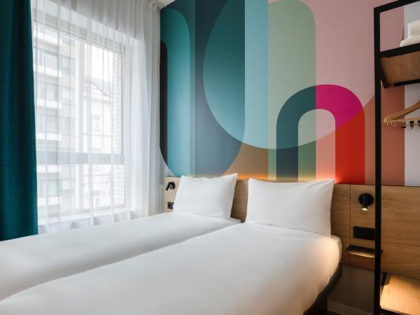 B&B HOTEL Mechelen : photo 1 de la chambre chambre lits jumeaux