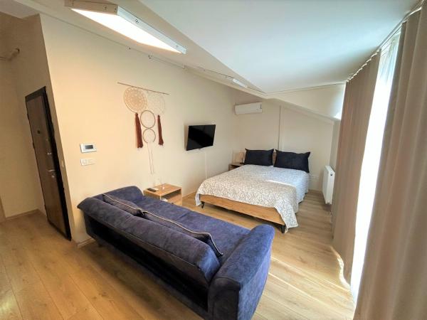 ZMF Pansiyon : photo 2 de la chambre chambre double avec balcon