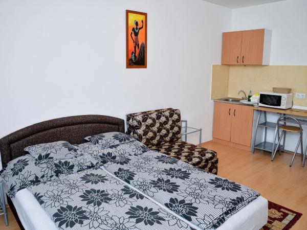 SovaApartman : photo 6 de la chambre chambre triple Économique
