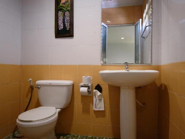 Chanaplace Lanna : photo 4 de la chambre chambre lit queen-size standard - dernier Étage