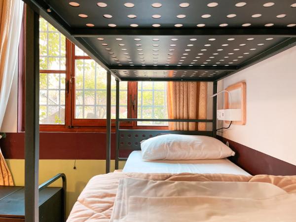 Ostello Bello Firenze : photo 1 de la chambre lit dans dortoir mixte de 10 lits