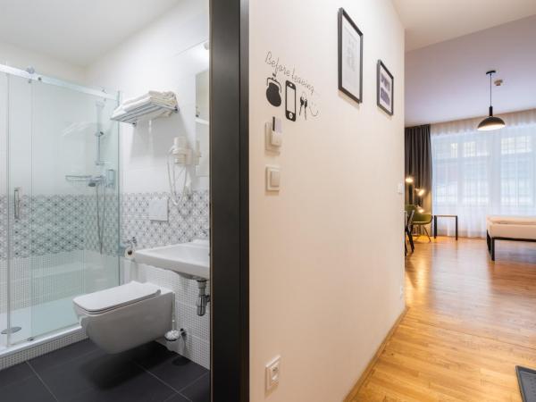 EA ApartHotel Melantrich : photo 4 de la chambre studio supérieur - 2 personnes