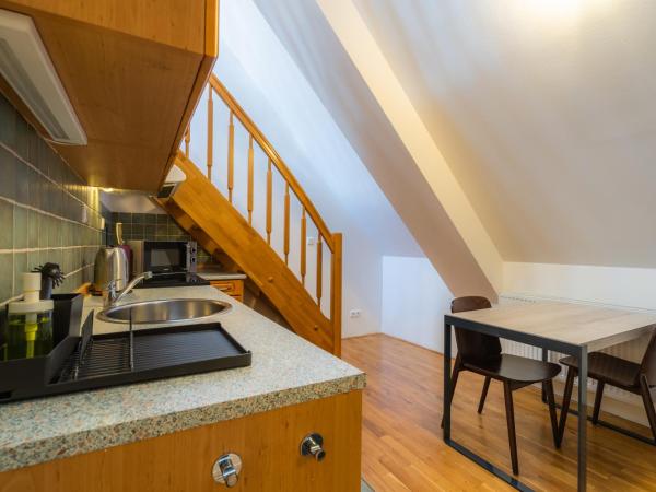 EA ApartHotel Melantrich : photo 4 de la chambre maisonnette supérieure - 2 personnes