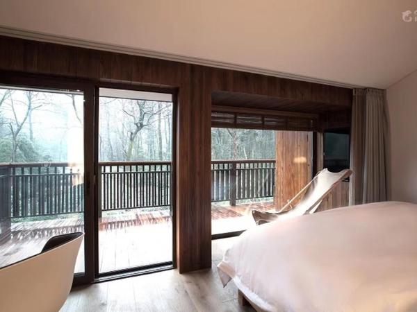 Formeet Boutique Homestay : photo 2 de la chambre chambre double deluxe avec balcon