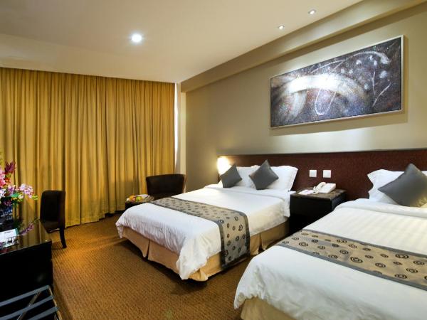 Hotel Royal : photo 1 de la chambre chambre familiale ll