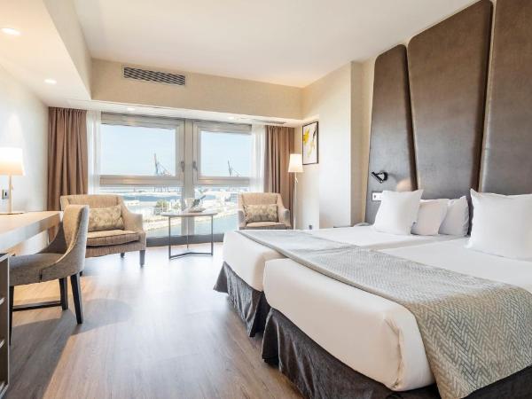 Ilunion Málaga : photo 1 de la chambre chambre double - vue sur port