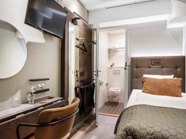 Hotel Point : photo 9 de la chambre chambre simple sans fenêtre