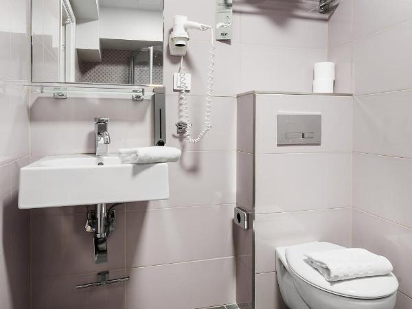 Hotel Point : photo 10 de la chambre chambre simple sans fenêtre