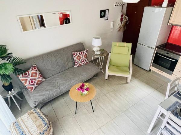 Cozy Nest - 2min To Beach, 6min Walk To Old Town : photo 9 de la chambre maison de vacances