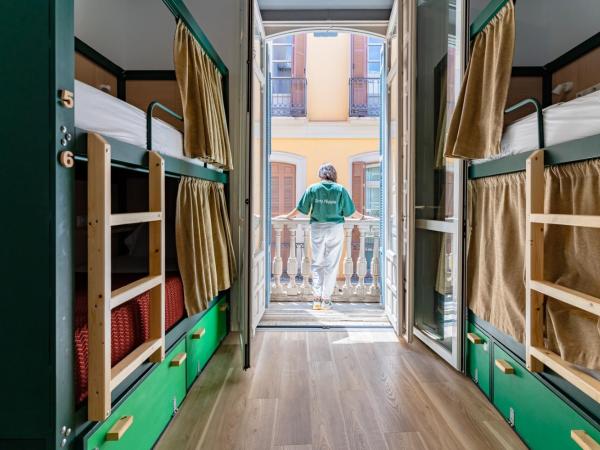The Urban Jungle Hostel : photo 1 de la chambre lit dans dortoir mixte de 8 lits 