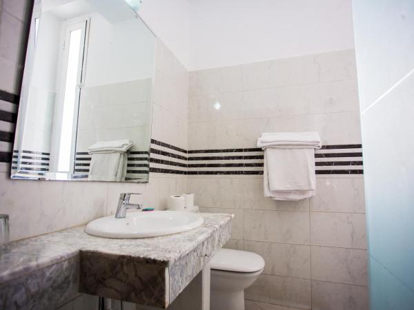 Hôtel Olympic : photo 7 de la chambre chambre simple standard