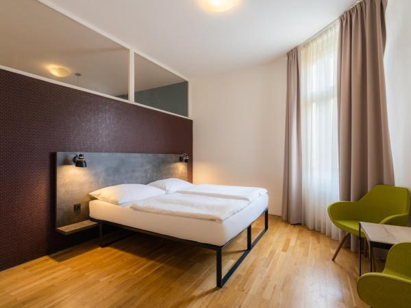 EA ApartHotel Melantrich : photo 3 de la chambre appartement supérieur - 10 personnes