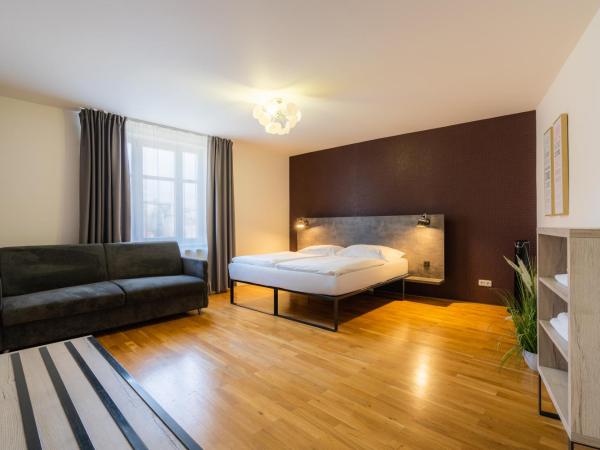 EA ApartHotel Melantrich : photo 2 de la chambre appartement supérieur avec toit-terrasse - 8 personnes