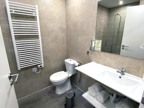 Hotel BESTPRICE Alcalá : photo 5 de la chambre chambre familiale deluxe