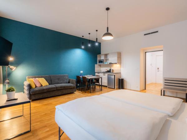 EA ApartHotel Melantrich : photo 1 de la chambre studio supérieur - 4 personnes