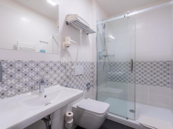 EA ApartHotel Melantrich : photo 8 de la chambre studio supérieur - 4 personnes