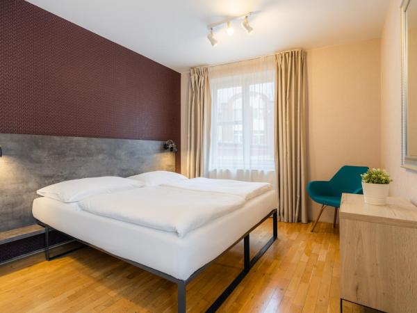 EA ApartHotel Melantrich : photo 10 de la chambre studio supérieur - 4 personnes