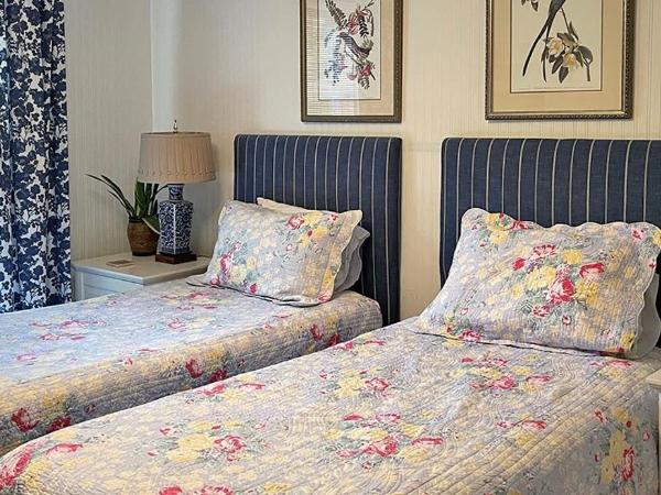 Fisher House Victoria Bed and Breakfast : photo 2 de la chambre chambre lit king-size standard