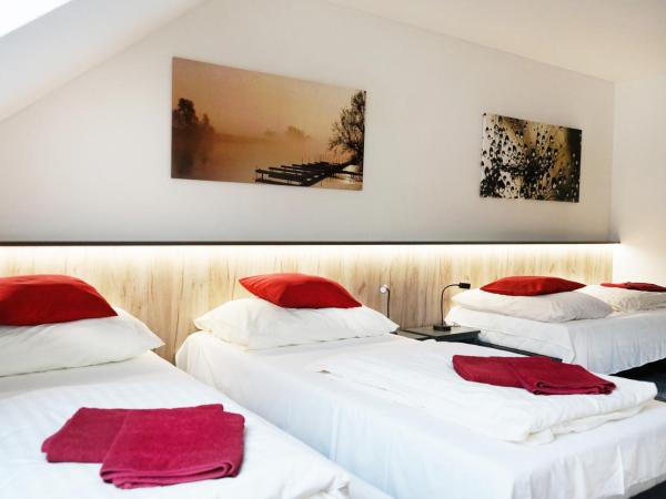 Penzion Smile : photo 3 de la chambre chambre triple avec salle de bains commune